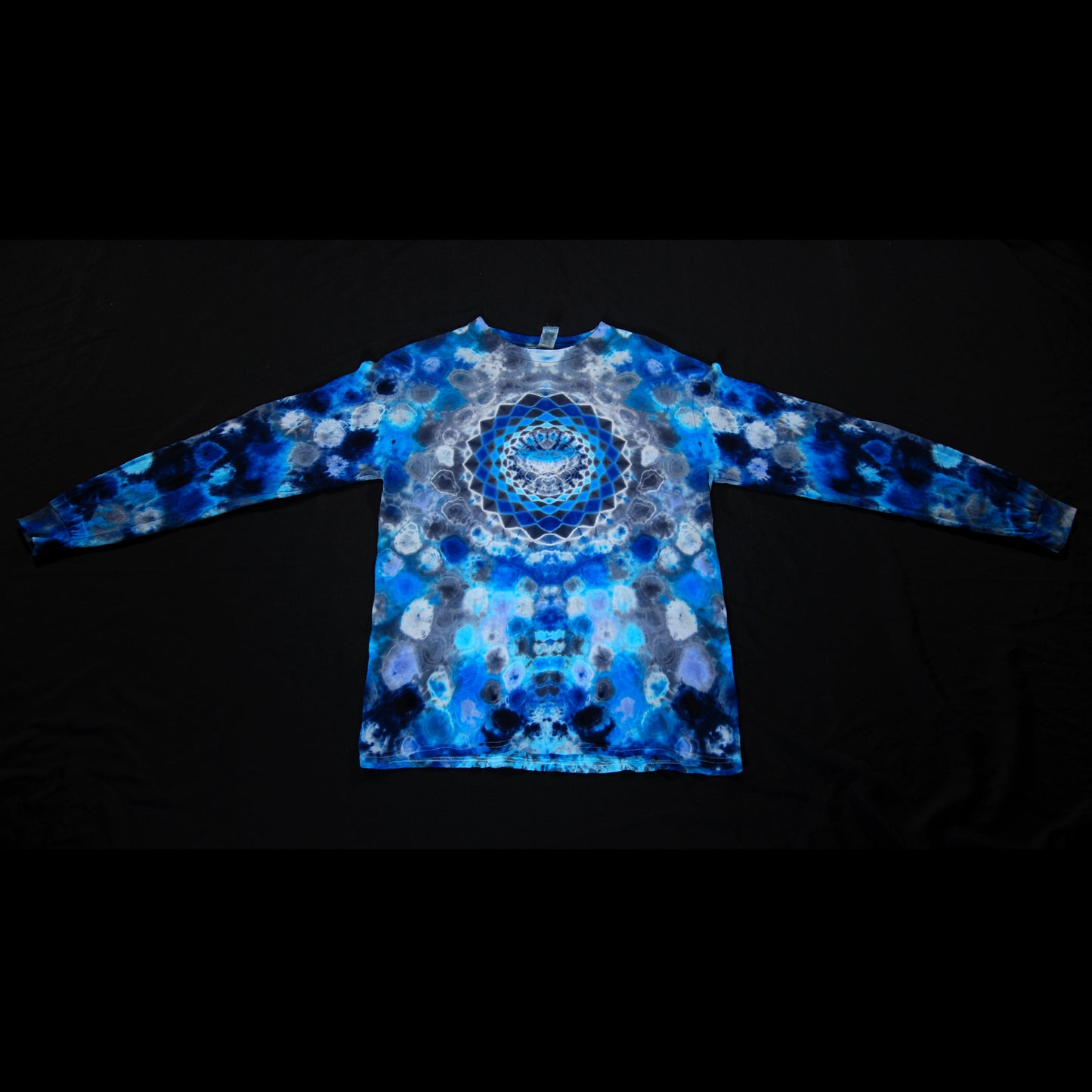 Size M Winterized Mandala N Honeycomb Back